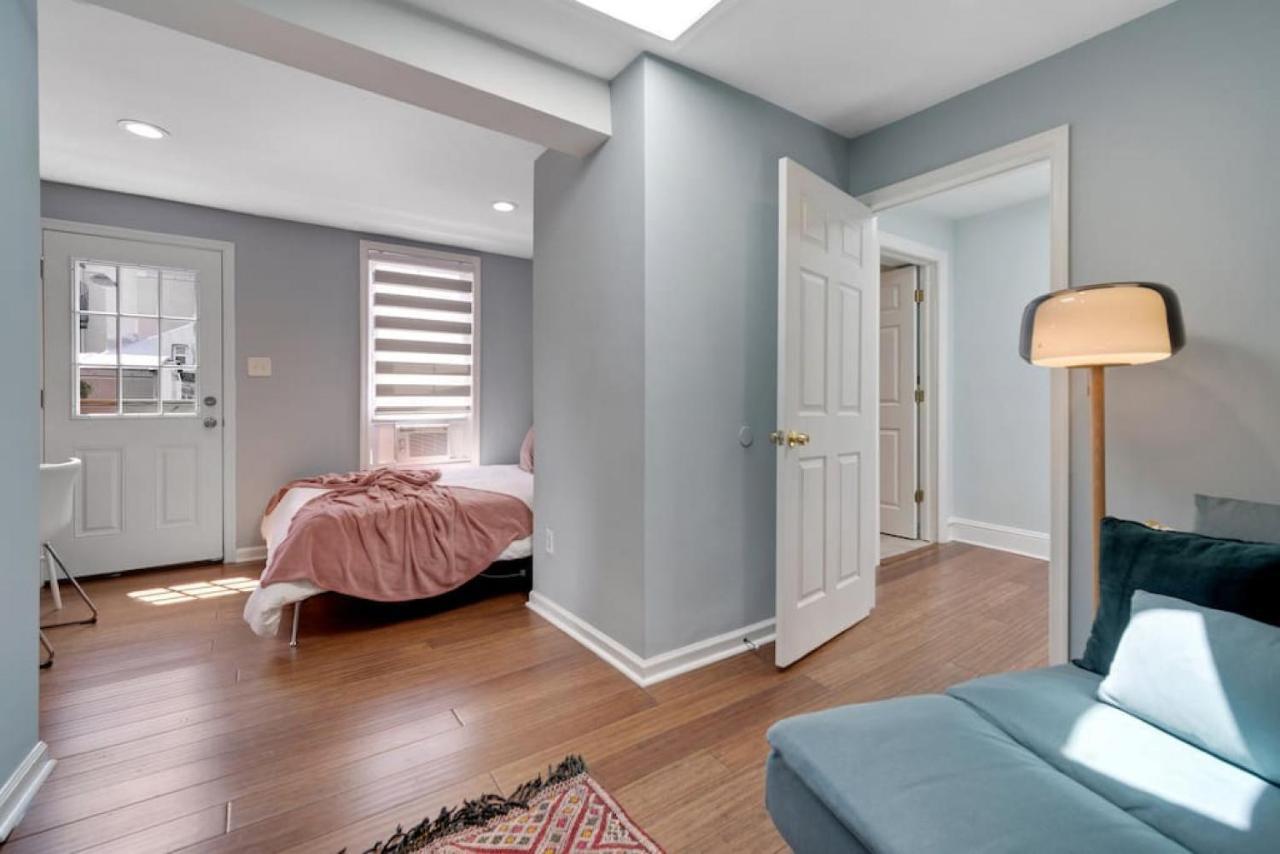 Stylish Rowhome-Fishtown-Near Shops فيلادلفيا المظهر الخارجي الصورة